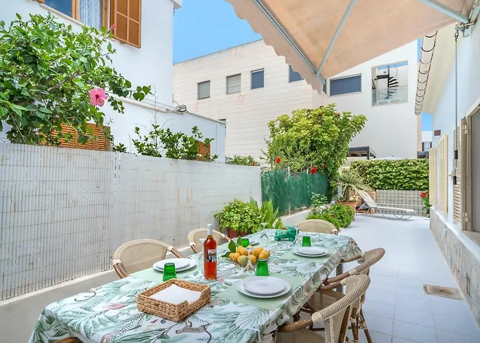 C072 Hibiscus By Mallorca Selection * ポルト・ダ・ポリェンサ