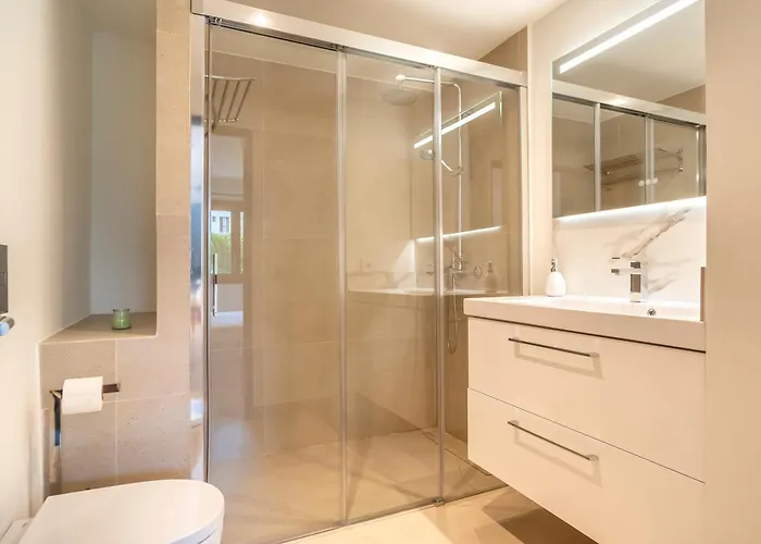 C072 Hibiscus By Mallorca Selection